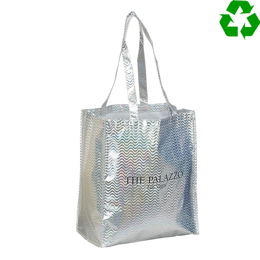 THE CHIC SHOPPER